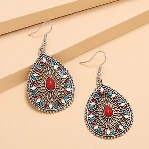 NEW women‘s Vintage Boho Drop earrings